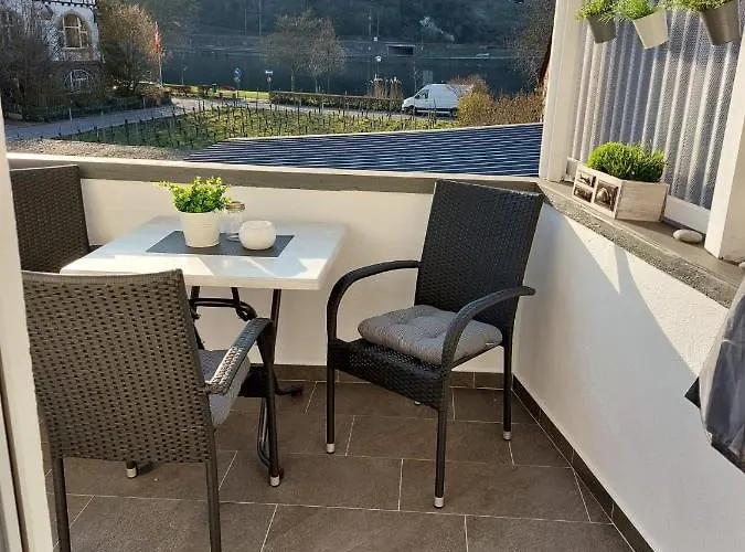 Lägenhet Hakans Moselblick *